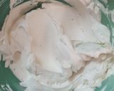 A picture of step 5 of Coffee crunch cake.