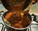 A picture of step 7 of Indomie instant noodles.