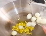 Foto langkah ke 1 dari resep Kangkung Cah Telur Puyuh.