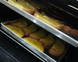 Foto langkah ke 5 dari resep Garlic Bread.