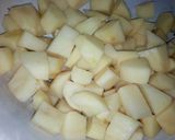 A picture of step 2 of Fried potatoes with egg.