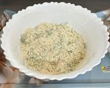 A picture of step 4 of Jowar Lauki (Bottlegourd) Thalipith.