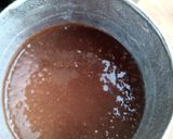 A picture of step 3 of Chocolate whipped cream cake.