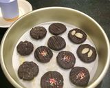 Foto langkah ke 7 dari resep Choco Cookies.