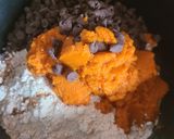 A picture of step 3 of Easy pumpkin muffins.