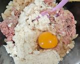 Foto langkah ke 1 dari resep Beef Hamburg ala Jepang.