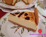 Foto del paso 4 de la receta: Tarta de natillas y galletas