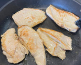 Foto del paso 1 de la receta: Filetes de pollo en salsa