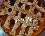 A picture of step 4 of Apricot and Mango Pie.