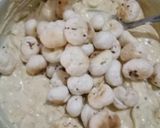 A picture of step 5 of Makhana Appam.