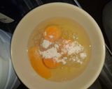 Foto del paso 3 de la receta: ☕¡Un desayuno perfecto! 🍳 Huevo Revuelto con Espinaca y Tocino