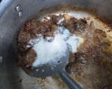 A picture of step 3 of Afghani meatballs pulao.