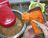 Foto del paso 3 de la receta: Bizcocho de zanahorias y nueces