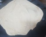 A picture of step 7 of Khasta karara paratha.