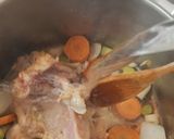 Foto del paso 3 de la receta: Fondo de Ave (Pollo) sencillo
