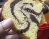Foto langkah ke 6 dari resep Marmer cake.