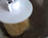 Foto del paso 3 de la receta: Facturas rellenas de crema pastelera de dulce de leche