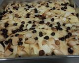 Foto langkah ke 7 dari resep Bread pudding enak.