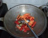 Foto langkah ke 4 dari resep Semur kentang #berburucelemekemas #resolusi2019.