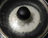 A picture of step 3 of Rice pancake.