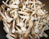 菇菇高麗菜素炊飯的食譜步驟1照片