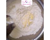 A picture of step 1 of Cinnamon Doughnut.