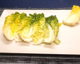 Foto del paso 8 de la receta: Timbal de salmón sobre lechuga baby