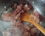 Foto del paso 2 de la receta: Papas al perejil con pollo a la crema 😋