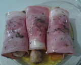 Foto del paso 3 de la receta: Muslitos de pollo envueltos y crujientes al vino