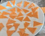 Foto del paso 3 de la receta: Snack hechos en casas "Doritos"😋