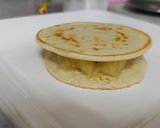 A picture of step 5 of Apple Pancake With Mulberry Topping.