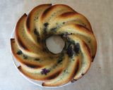 Foto del paso 5 de la receta: Bundt cake de limón y arándanos