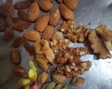 A picture of step 4 of Cocktail nuts creamy salad.