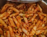 صورة لخطوة 8 من وصفة اجنحة دجاج 🍗 بدبس رمان وطماطم لذيذة طرية بتتبيلة سهلة، طعم لايق