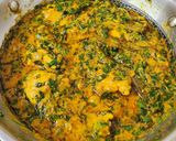 A picture of step 8 of Methi Chicken.