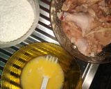 Foto langkah ke 2 dari resep Ayam Tepung Saus Mentega.