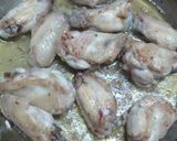 Foto del paso 1 de la receta Guiso de alas de pollo en salsa verde