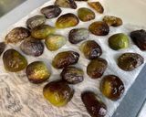 Une image de l'étape 2 de Ballotins de figues au miel, chèvre et jambon cru.
