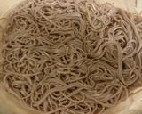 Foto del paso 4 de la receta: Fideos soba con frutas y salteado de pechuga con queso