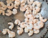 A picture of step 11 of Prawn curry.
