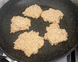 Foto del paso 3 de la receta: Tortitas de avena y banana sin huevo