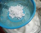 Foto del paso 3 de la receta: Panque con formas de merengue. 🌼