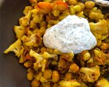 A picture of step 5 of Roasted cauliflower and chickpeas.