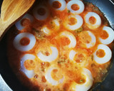 Foto del paso 3 de la receta: Calamares a la riojana🍷🦑