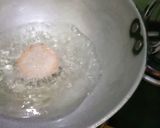 A picture of step 5 of Makhana Mawa Deepak.