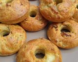 Une image de l'étape 7 de Cakes salés donuts.