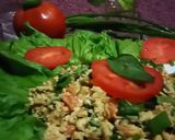 A picture of step 5 of Eggs with veggies.