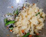 A picture of step 3 of Puri and potato curry.