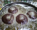 Foto langkah ke 5 dari resep Black Doughnut.
