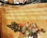 Foto del paso 2 de la receta: Ensalada de fideos tirabuzón Mar y Tierra 🐟+🐔